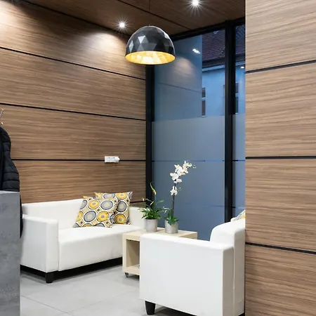 Lägenhet Rayska Loft By As Kraków